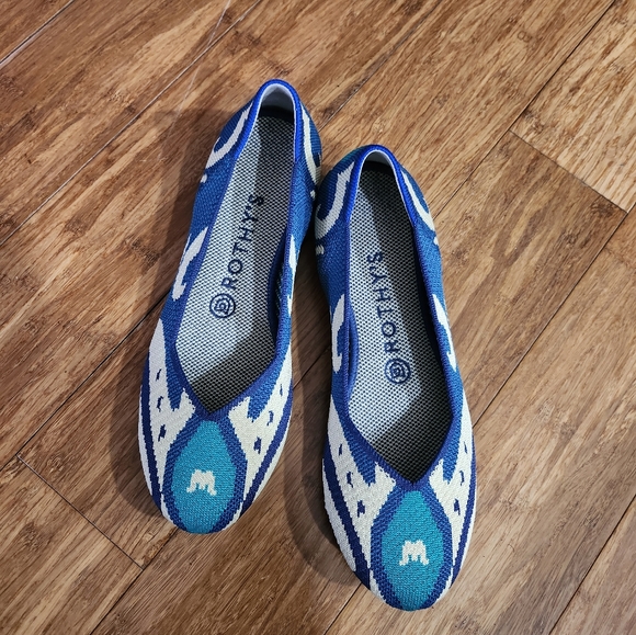 Rothy's - Picture 8 of 11